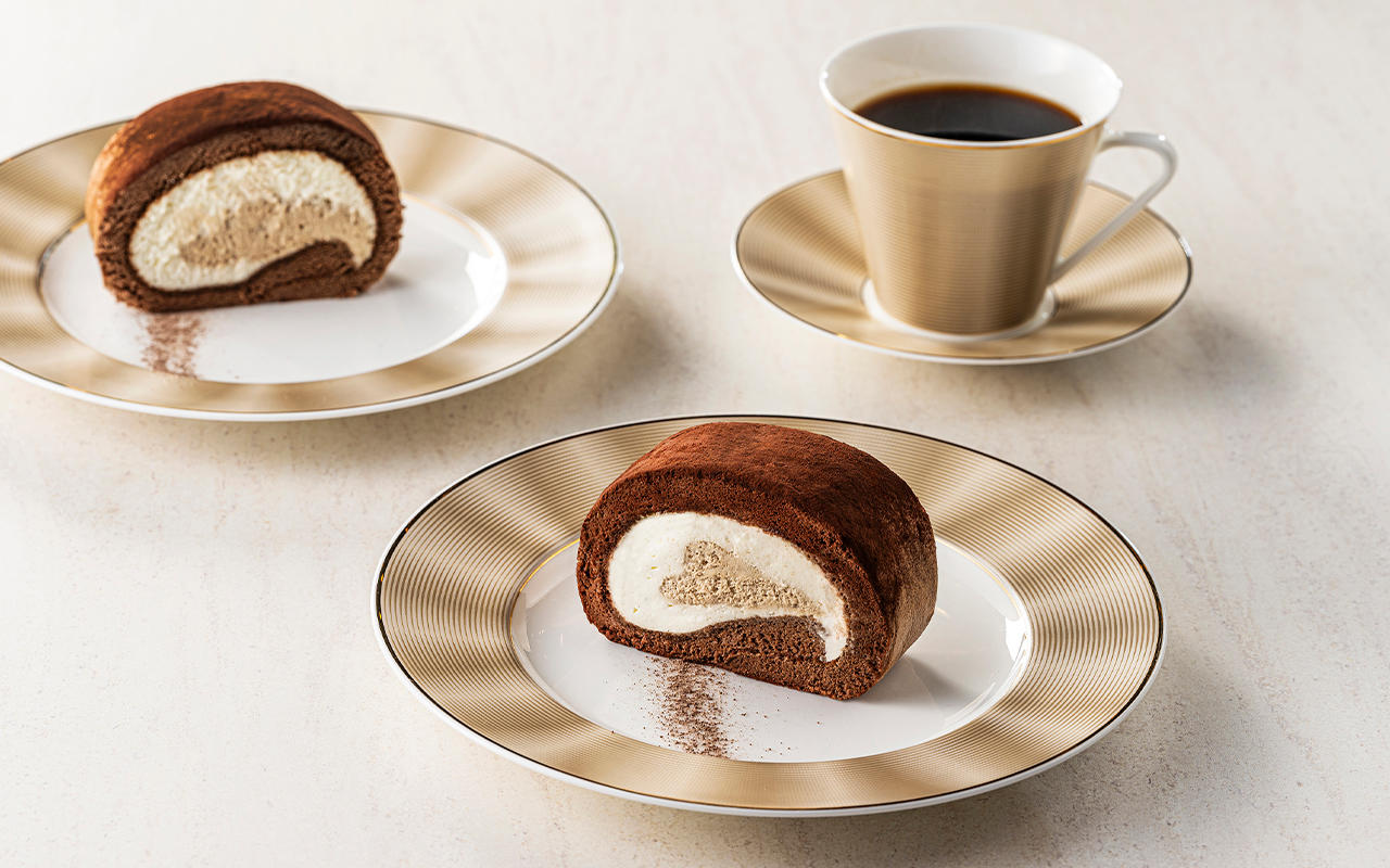 CANDEO HOTELS Original – Rum-Infused Adult-Style Dojima Tiramisu Roll
