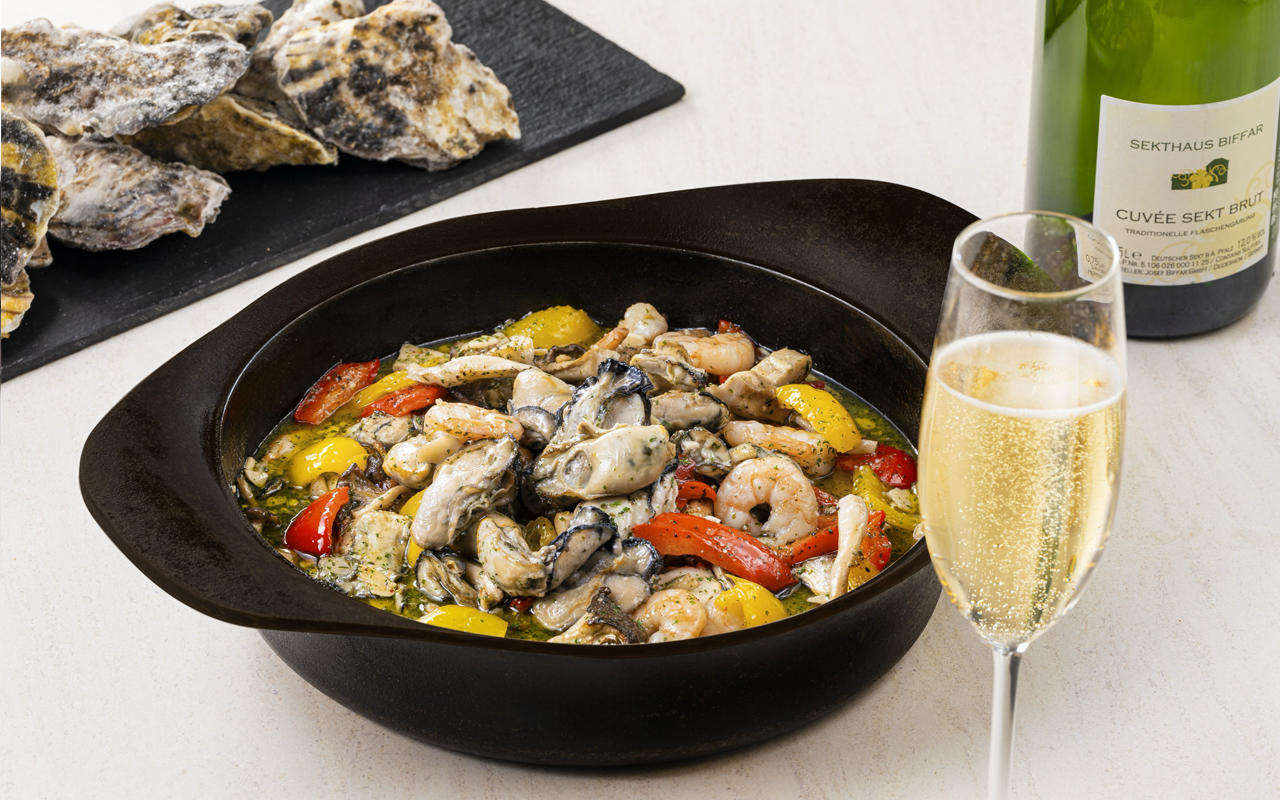 【ディナータイム限定】牡蠣のアヒージョ