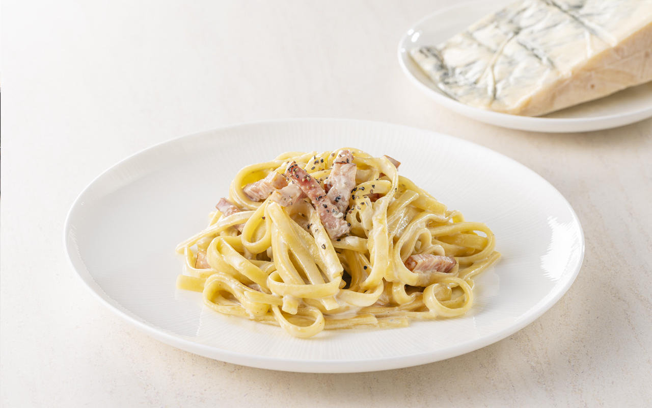 ゴルゴンゾーラのクリームパスタ(生パスタ/クリームベース)